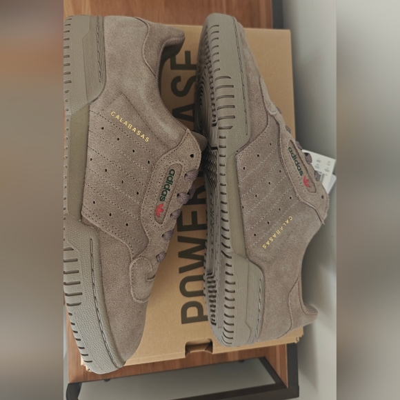 Adidas Yeezy Powerphase, simple brown, size 11 - Picture 6 of 10